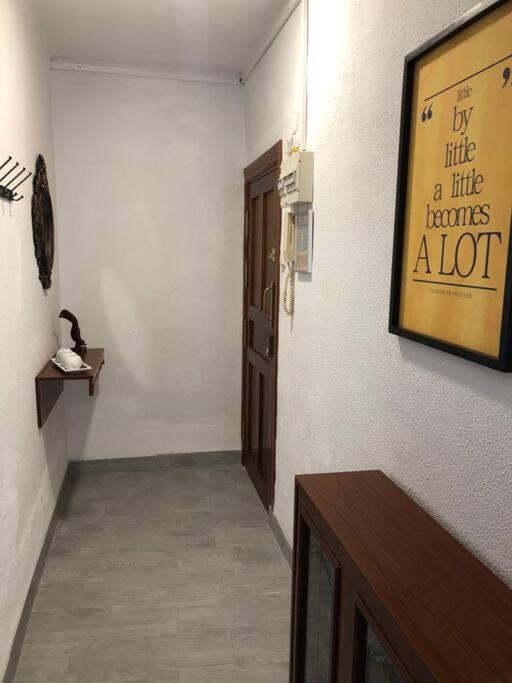 Apartamento Sol Y Luna อัลเมรีอา ภายนอก รูปภาพ