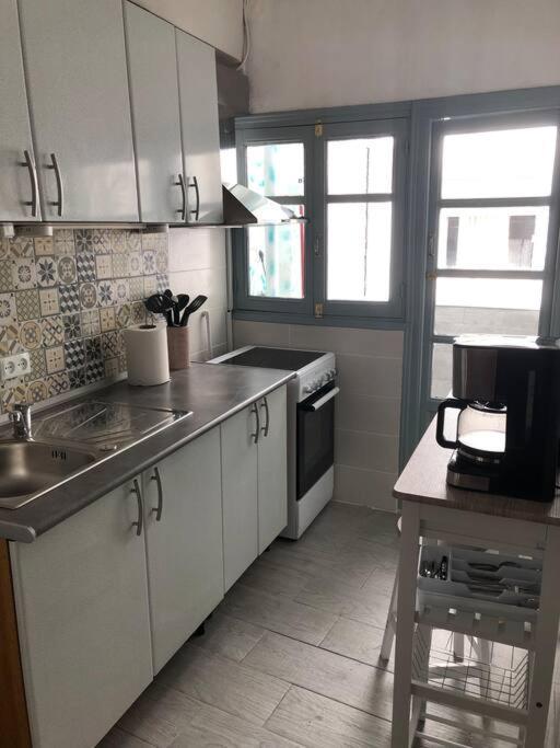 Apartamento Sol Y Luna อัลเมรีอา ภายนอก รูปภาพ