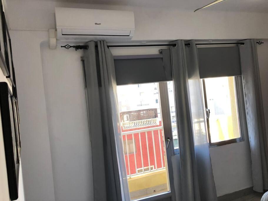 Apartamento Sol Y Luna อัลเมรีอา ภายนอก รูปภาพ