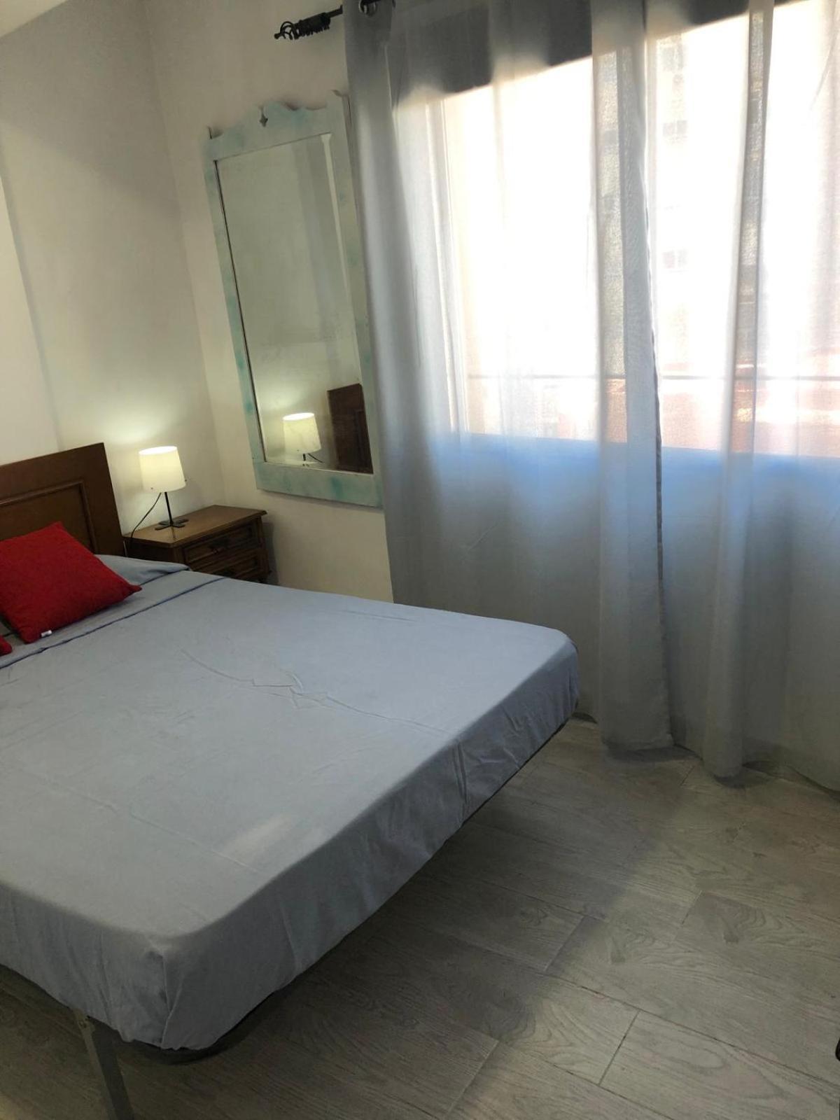 Apartamento Sol Y Luna อัลเมรีอา ภายนอก รูปภาพ